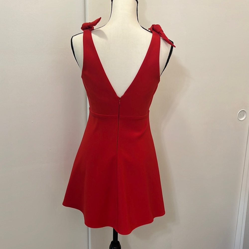 Red dress - Picture 3 of 5